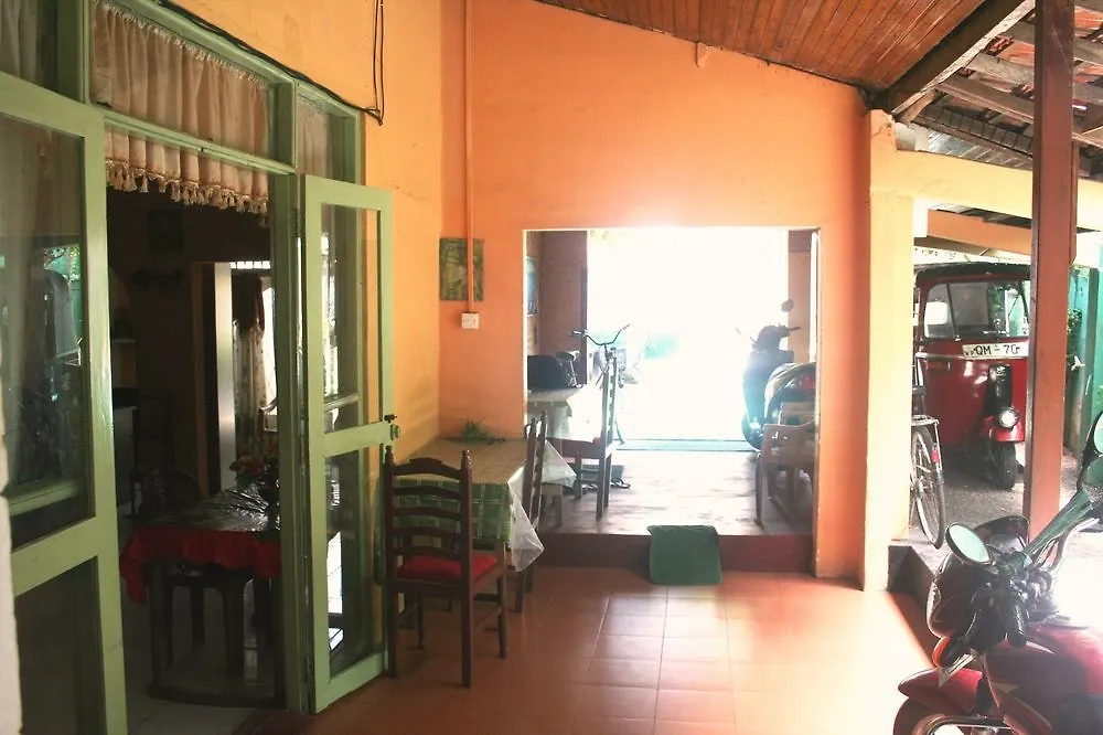 Bernie'S Inn Ettukala Guest house