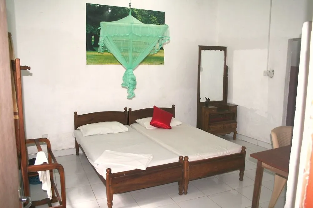 Bernie'S Inn Ettukala Sri Lanka