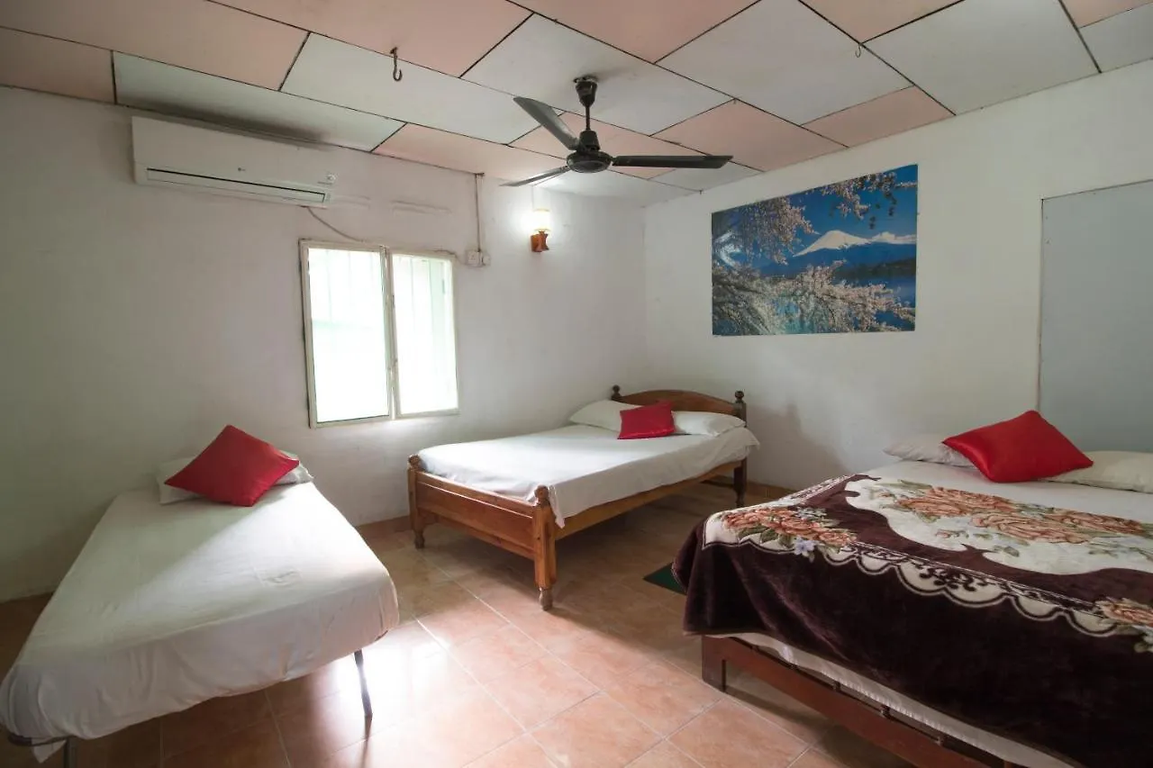 Bernie'S Inn Ettukala Guest house